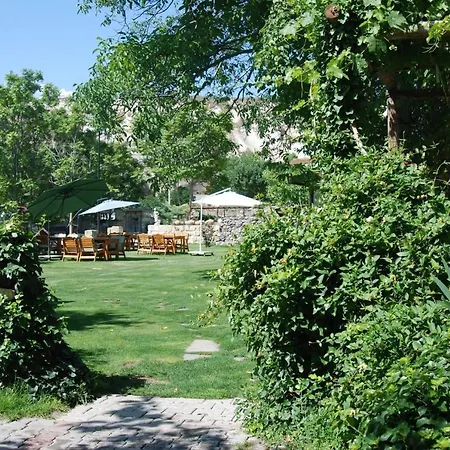Melis Cave Otel