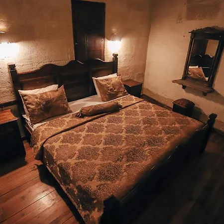 Melis Cave Otel