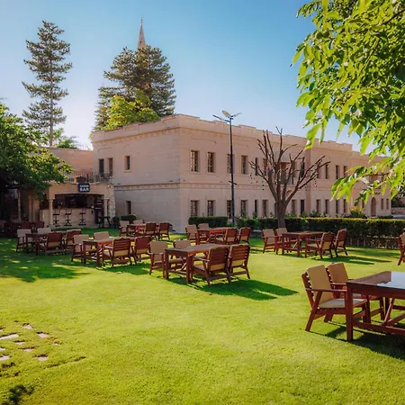 Hotel Melis Cave 3*