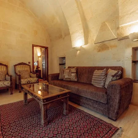 Hotel Melis Cave